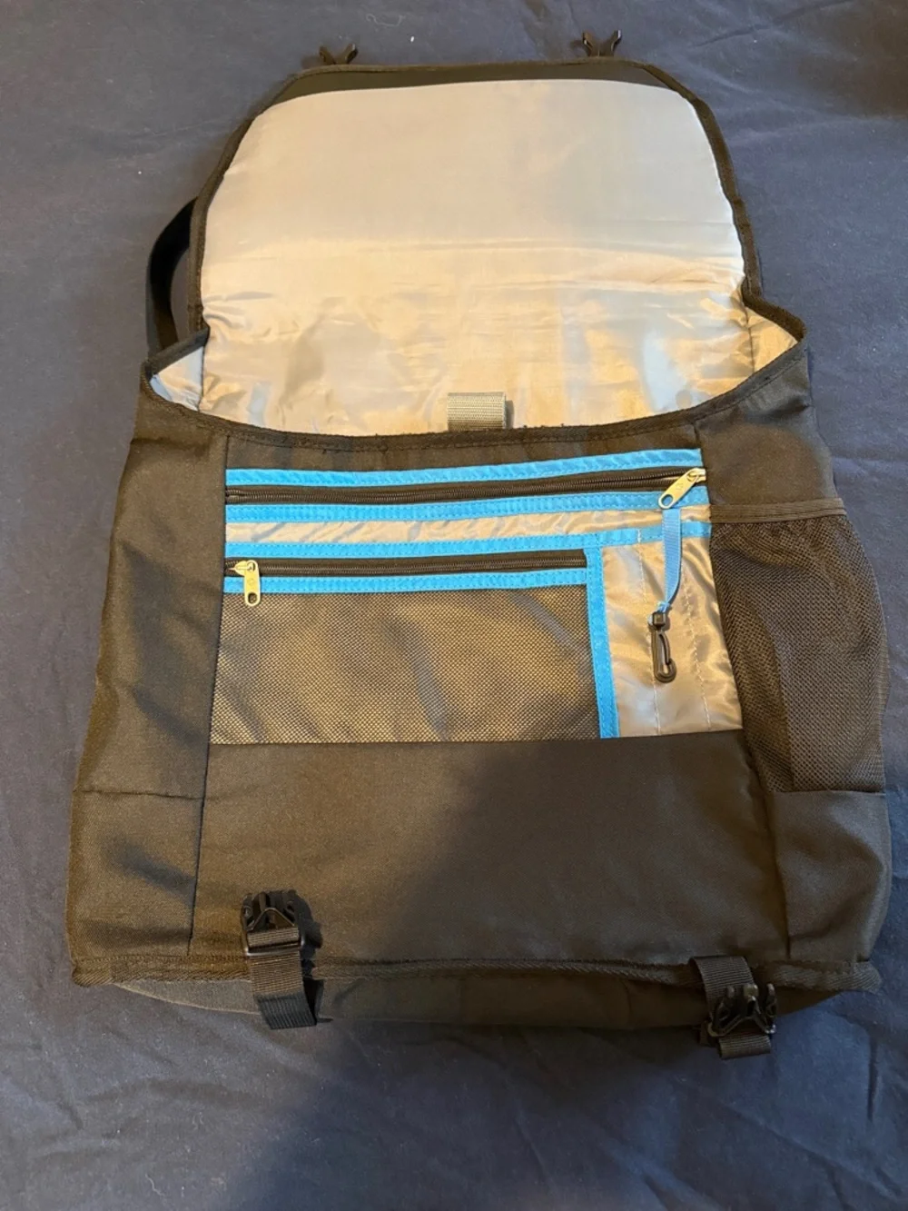 Samsonite Black Laptop Messenger Bag with Adjustable Strap